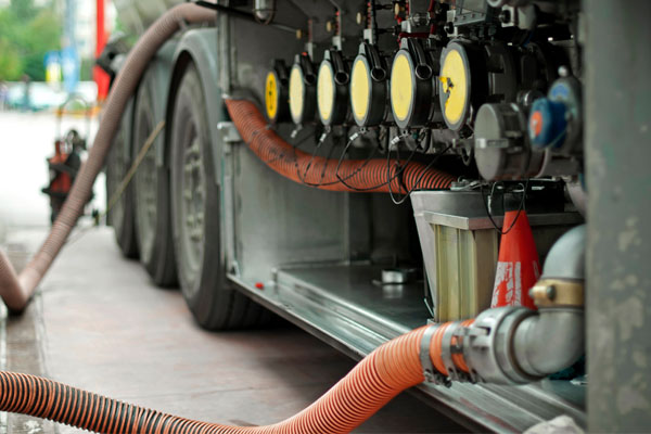 image of a heating oil delivery at a home