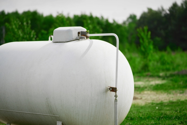 propane tank depicting generator fuel