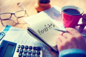 benefits written on notepad depicting benefits of whole house backup generator